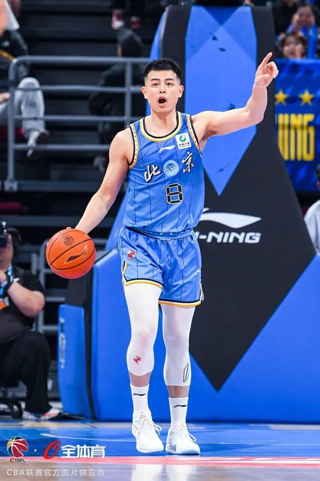 8868体育北京首钢篮球俱乐部：方硕将暂别北京男篮，前往长沙勇胜征战NBL联赛